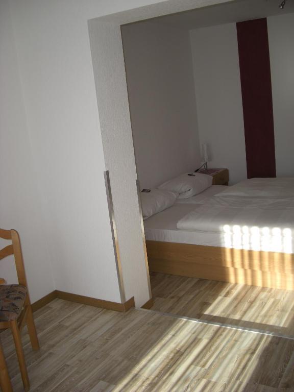 Gasthof Rhoenperle Hotel Kothen  Room photo