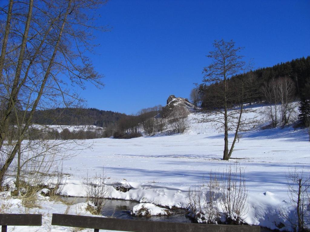 Gasthof Rhoenperle Hotel Kothen  Exterior photo